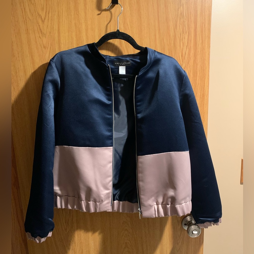 NWT Women’s Bomber Jacket